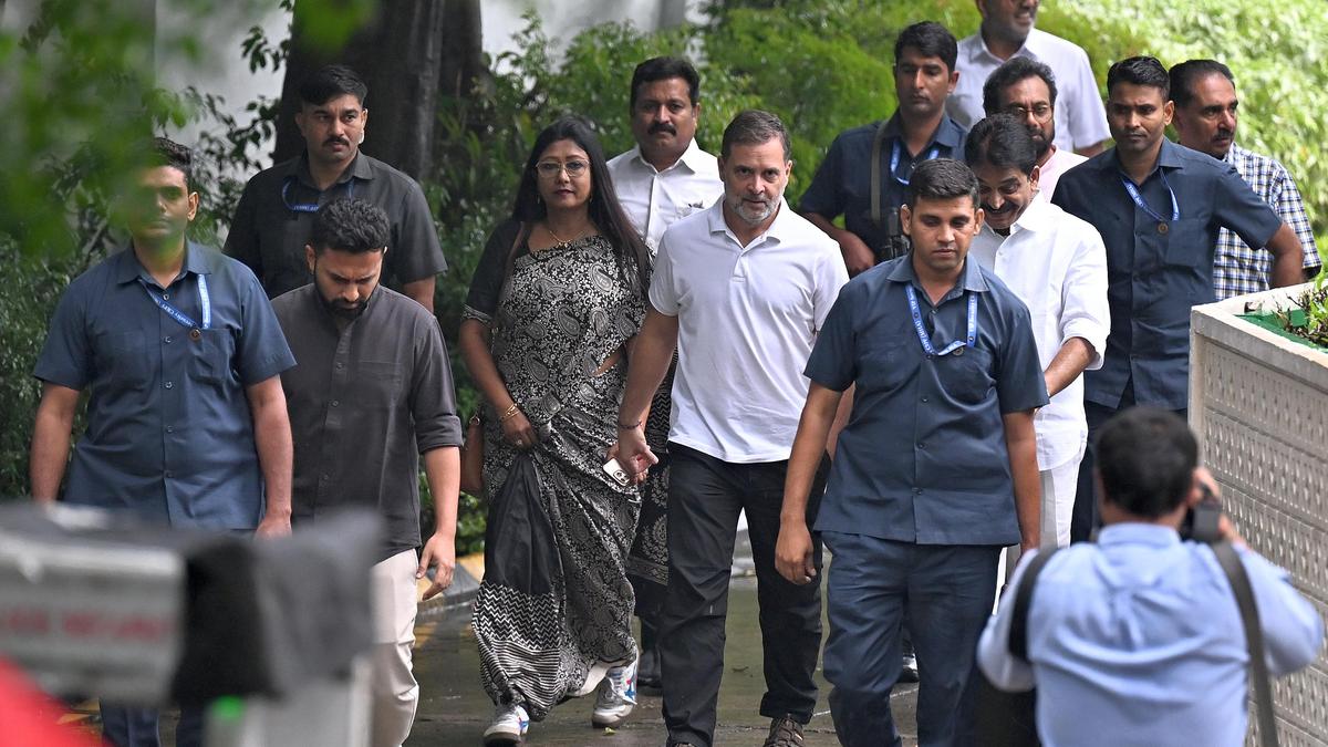 Opposition bloc plans public demonstration against Chief Election Commissioner