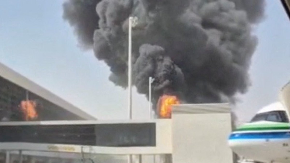 Saudi Arabia reopens Riyadh airport after deadly Houthi strike