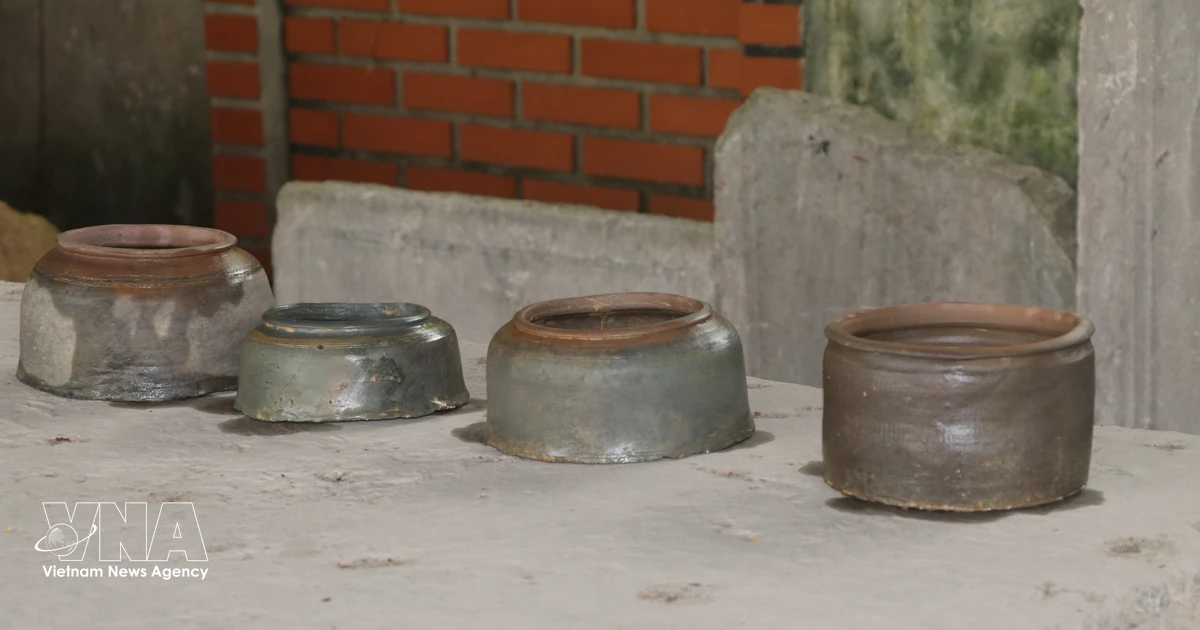 Construction work unearths Tran Dynasty pottery cache in Ninh Binh