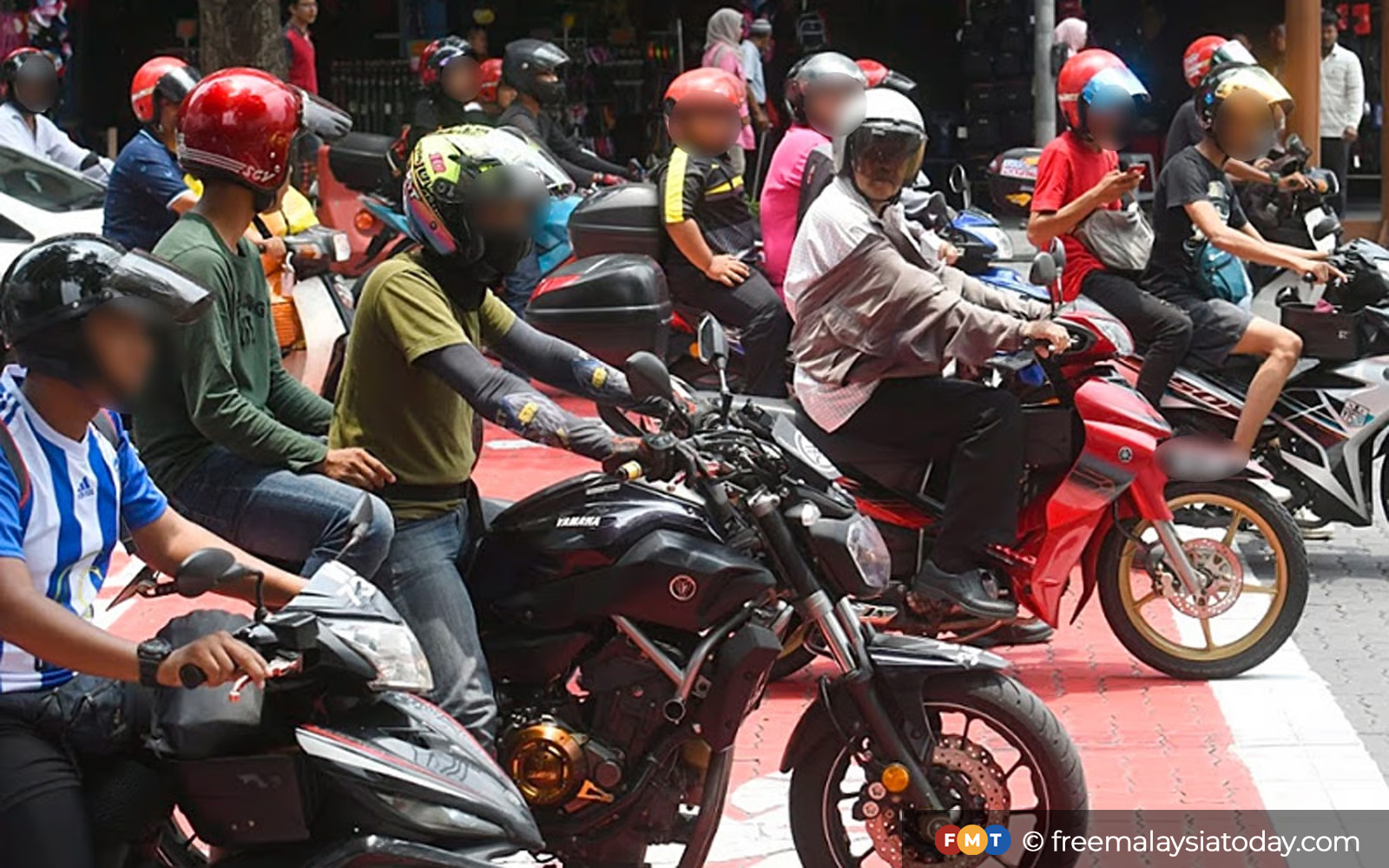 Transport Ministry Pressed to Release Motorcycle Licensing Age Studies