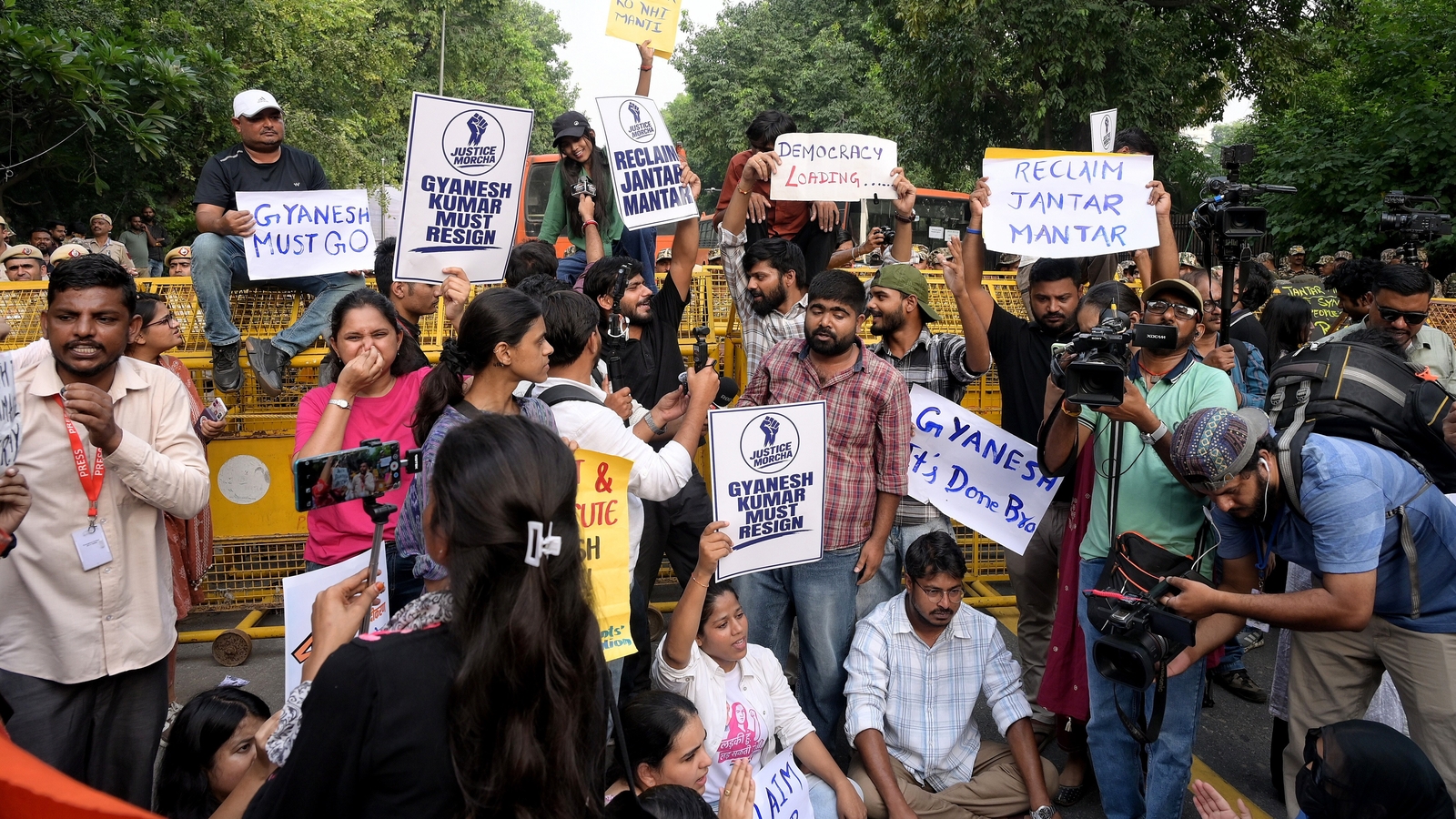 Delhi protests demand CEC removal, electoral roll revision suspension