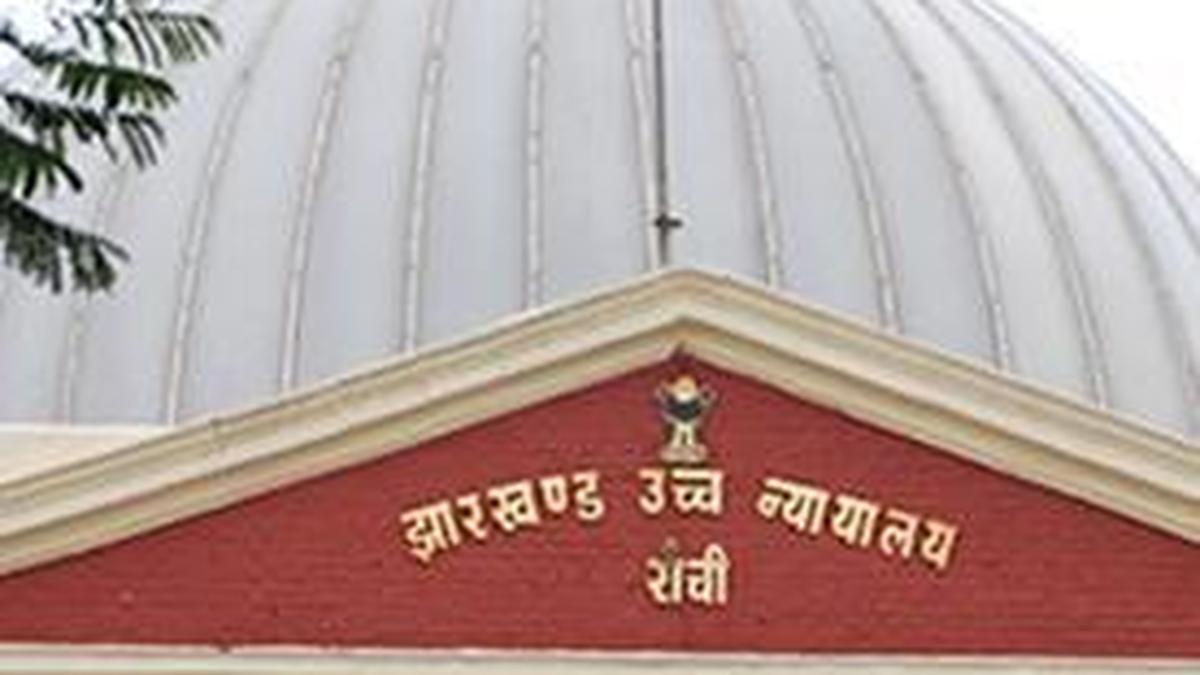 झारखंड हाईकोर्ट ने CDPO नियुक्तियों रद्द करने के आदेश पर रोक लगाई