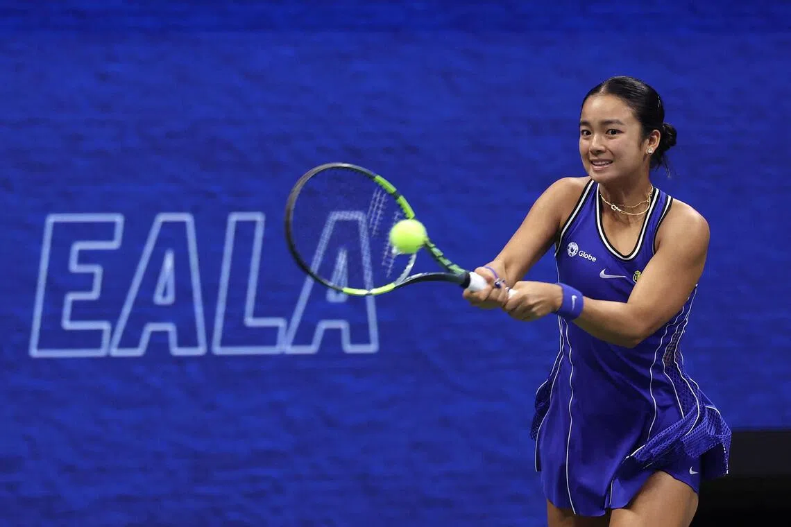 Tennis star Alex Eala returns to Singapore, celebrates familiar flavors