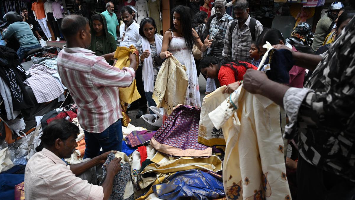 Onam shopping surge brightens Kerala retail despite digital shift