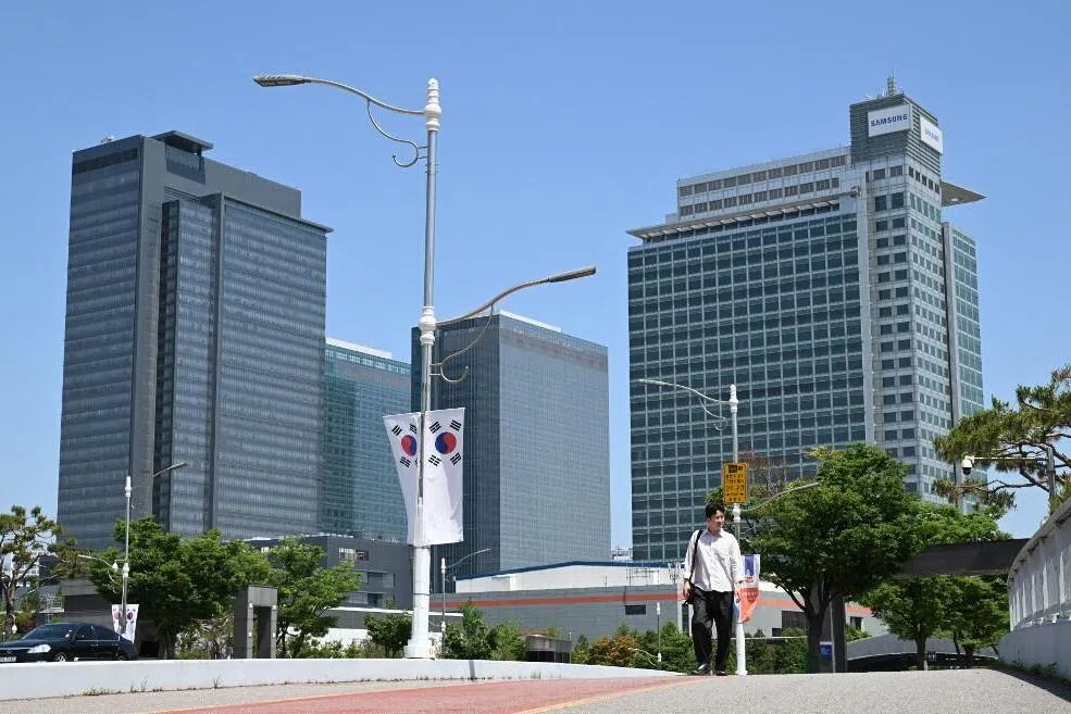 South Korea tightens espionage laws to safeguard semiconductor industry