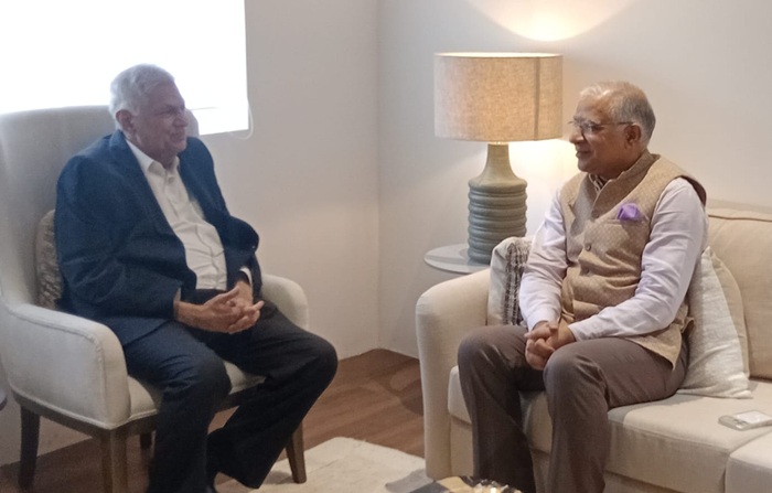 Indian High Commissioner holds talks with former President Wickremesinghe