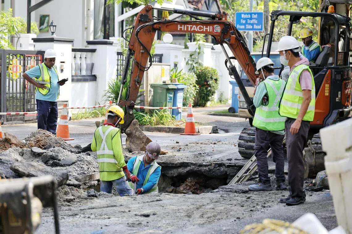 Bukit Timah pipe rupture leaves residents without water for hours