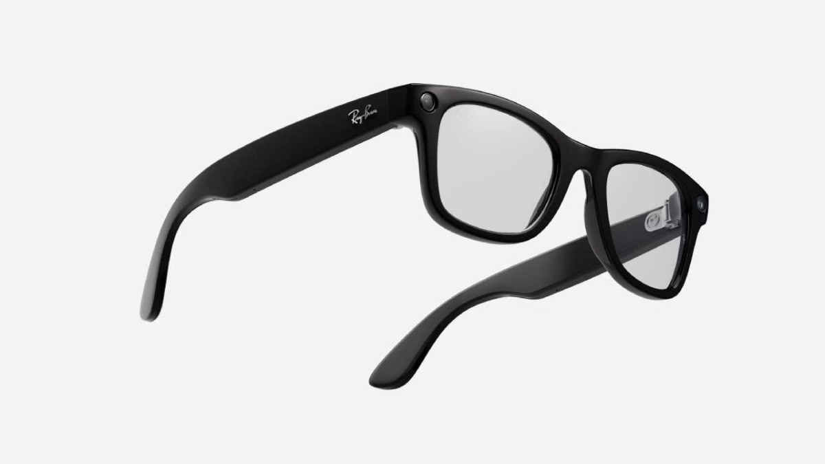 Meta's Ray-Ban Smart Glasses Caught Recording Without User Permission