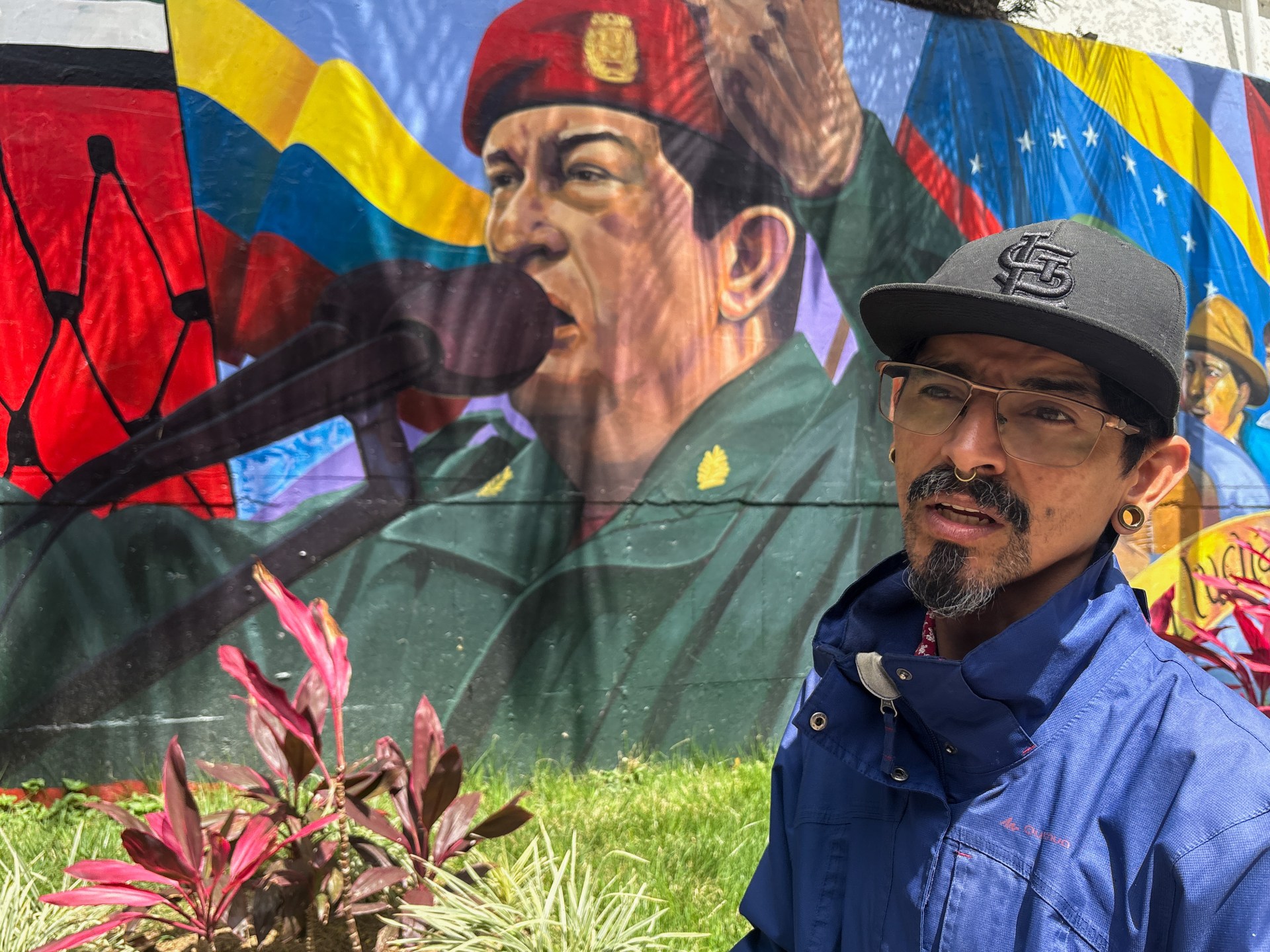 Venezuela removes Chavez murals in symbolic rebrand push