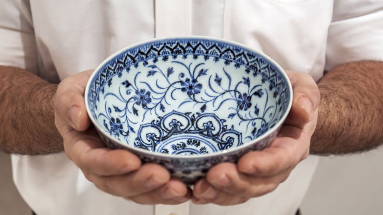 Thrift Store Bowl Purchase Becomes Jackpot as Auction Fetches $721,800