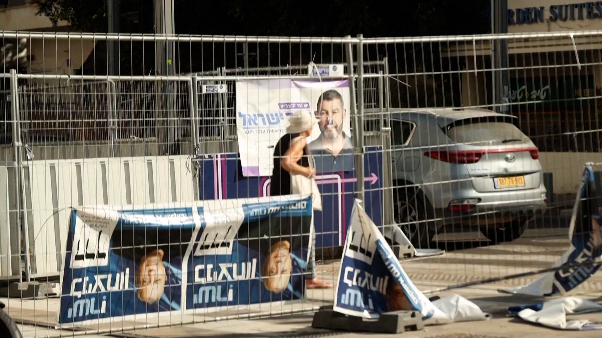 Israeli voters navigate uncertainty as election results emerge