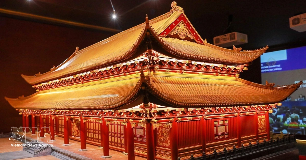 New exhibition illuminates history of Hanoi's iconic Kinh Thien Palace