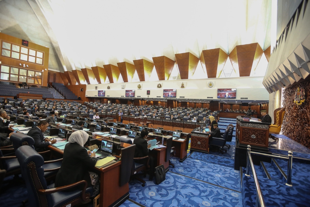 Parliament examines API accuracy, missing Malaysians in Nepal