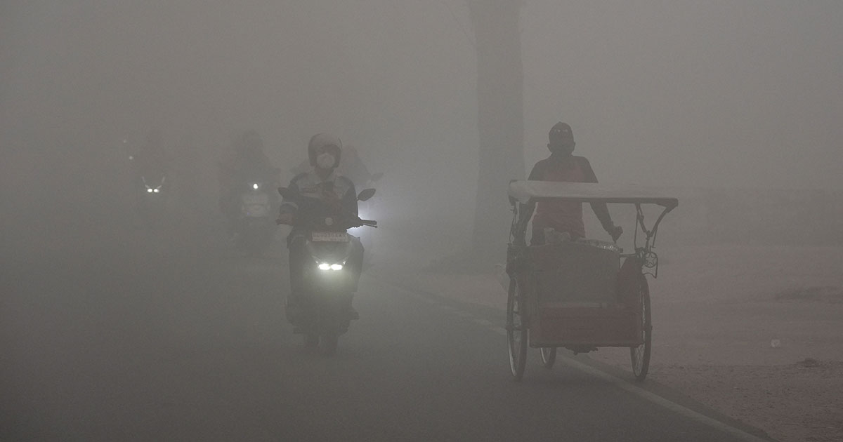 Sumatran communities grapple with persistent haze affecting livelihoods