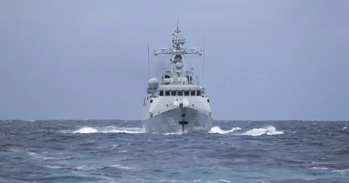 China jalankan latihan ketenteraan di sekitar beting yang dipertikaikan di Laut China Selatan