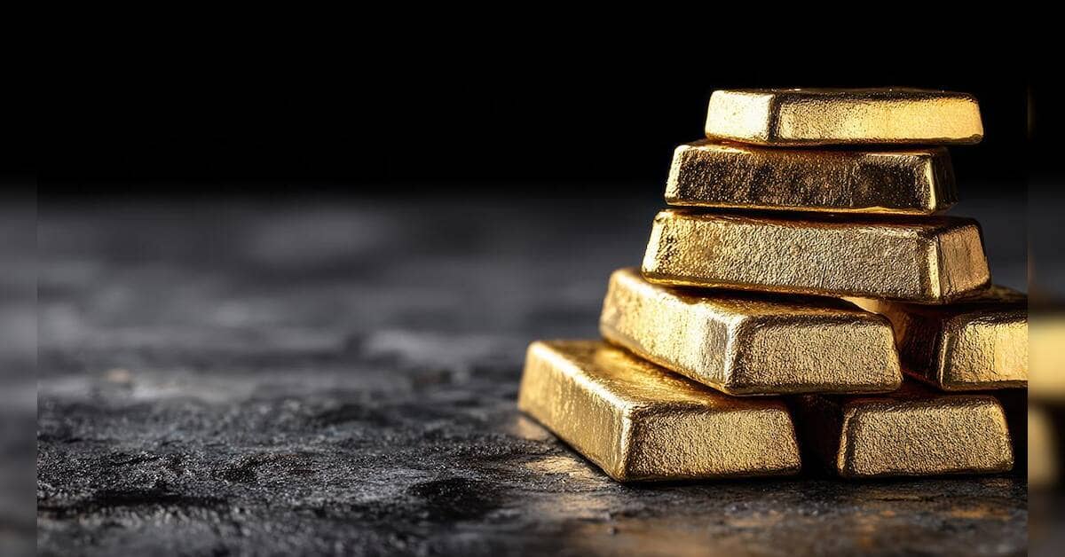 Gold faces pressure from crude oil, inflation concerns; analyst flags buying opportunity