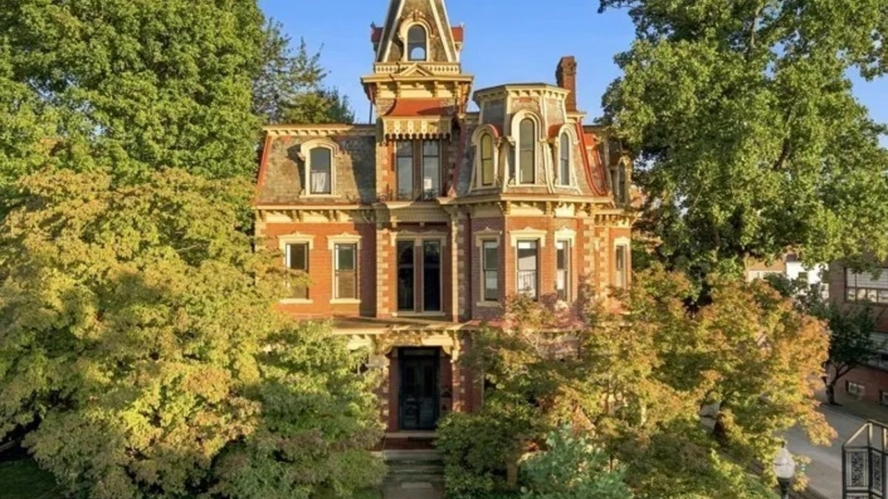American Victorian mansion marks end of five-generation family ownership