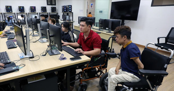 Artificial intelligence opens doors for Vietnam's persons with disabilities