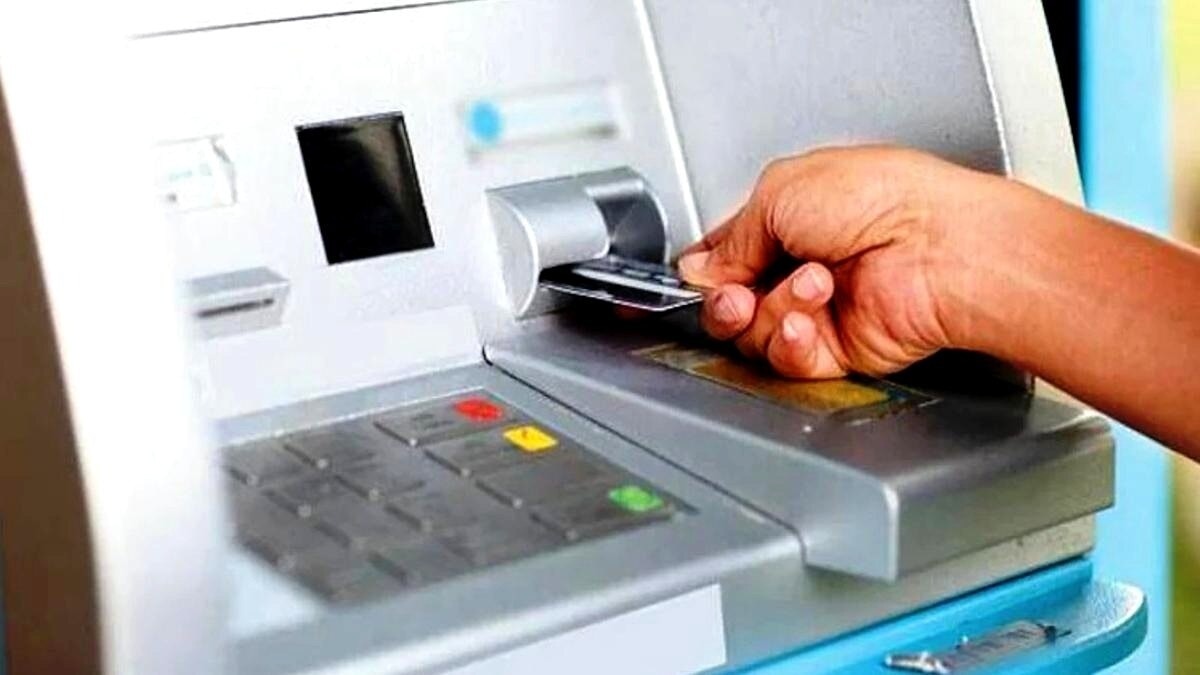 Indian banks to offer card issuance at ATMs in new initiative