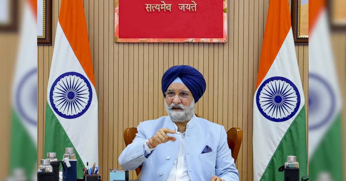 Delhi LG Orders Safety Audit of All Parks After Teen Gangrape