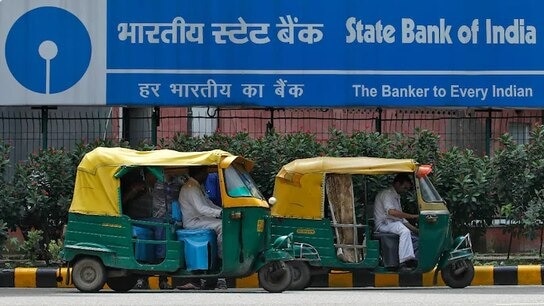 SBI to remain shut for five consecutive days; customers urged to complete urgent transactions