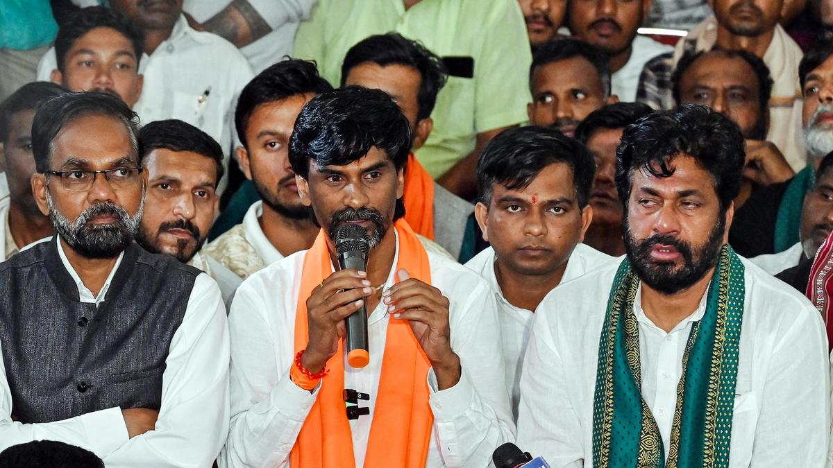 Maratha Reservation Agitation Enters Sixth Day as Protesters Block Key Routes