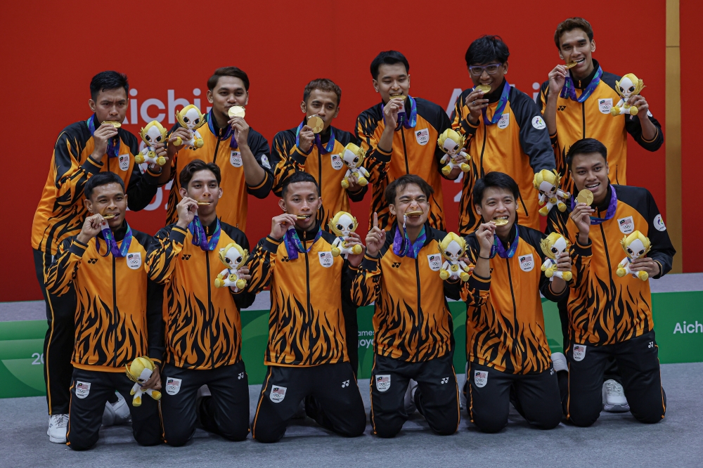 Anwar Puji Pencapaian Emas Sepak Takraw Malaysia Selepas 36 Tahun