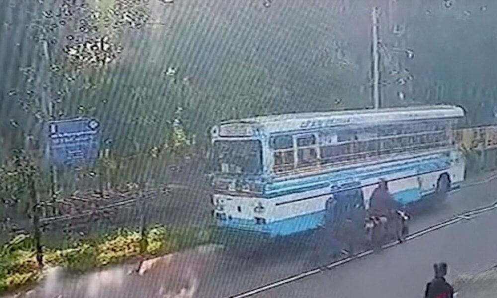University of Kelaniya student killed in Waskaduwa motorcycle accident