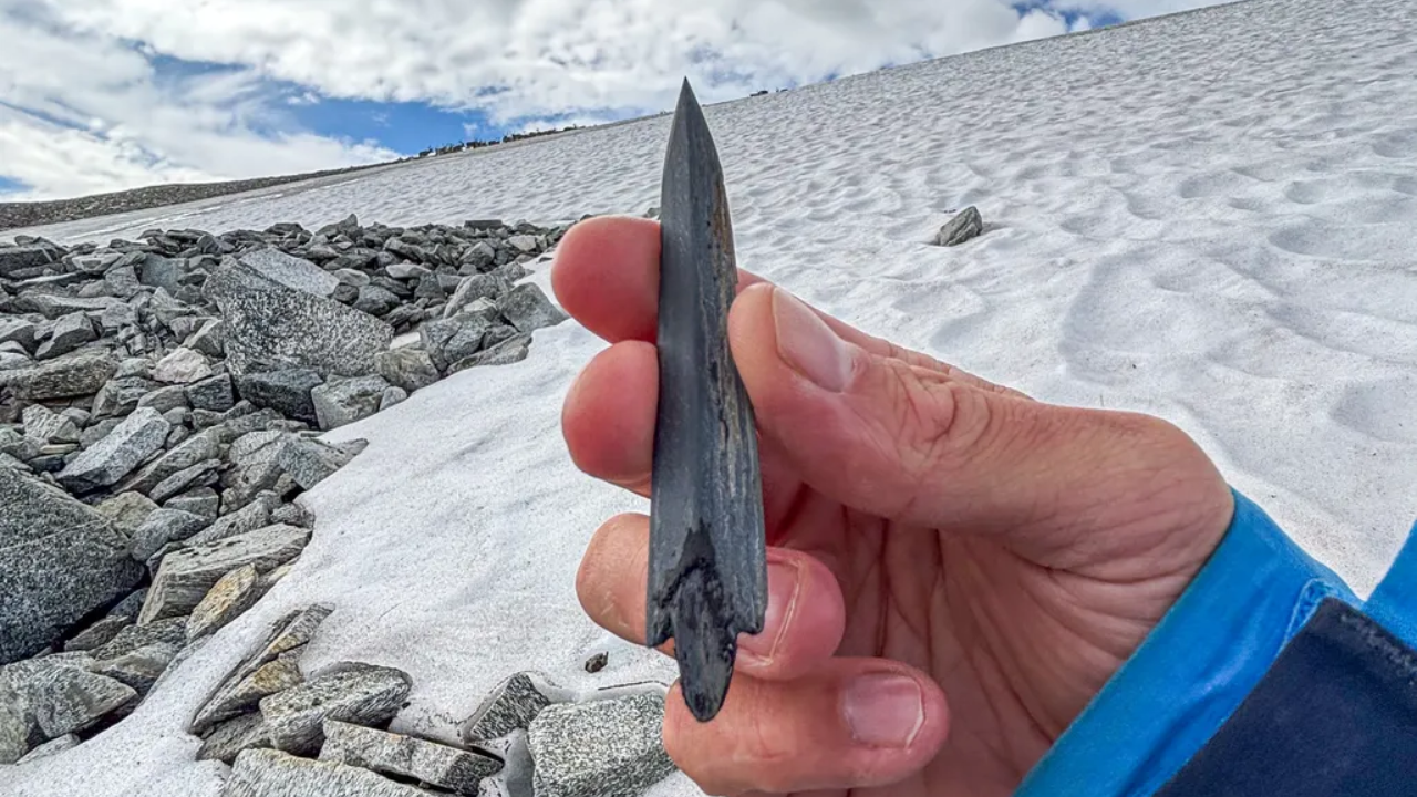 Norwegian glacial melt unearths cache of 48 ancient arrows