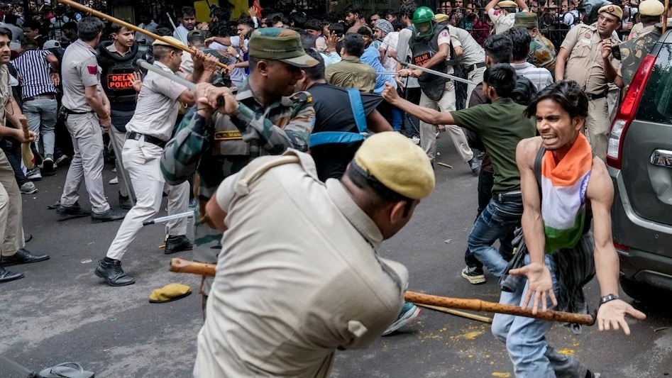 Supreme Court panel to record evidence on alleged pellet gun use at protests