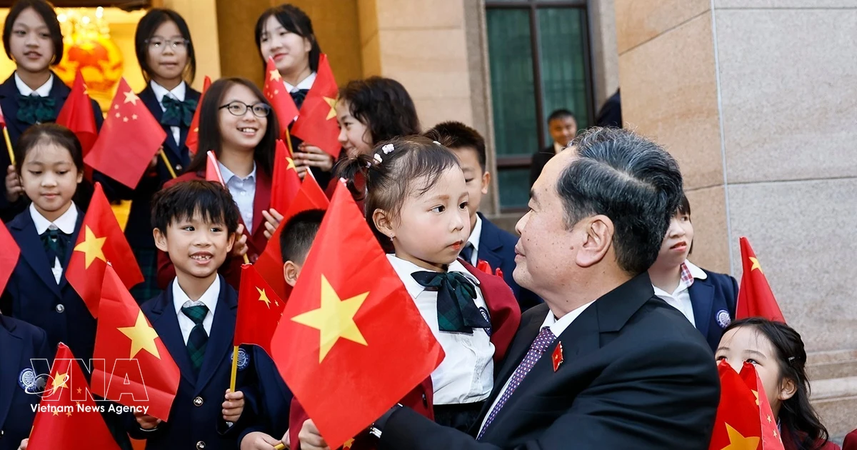 Chủ tịch Quốc hội: Cộng đồng Việt kiều Trung Quốc cần đoàn kết, góp sức cho đất nước