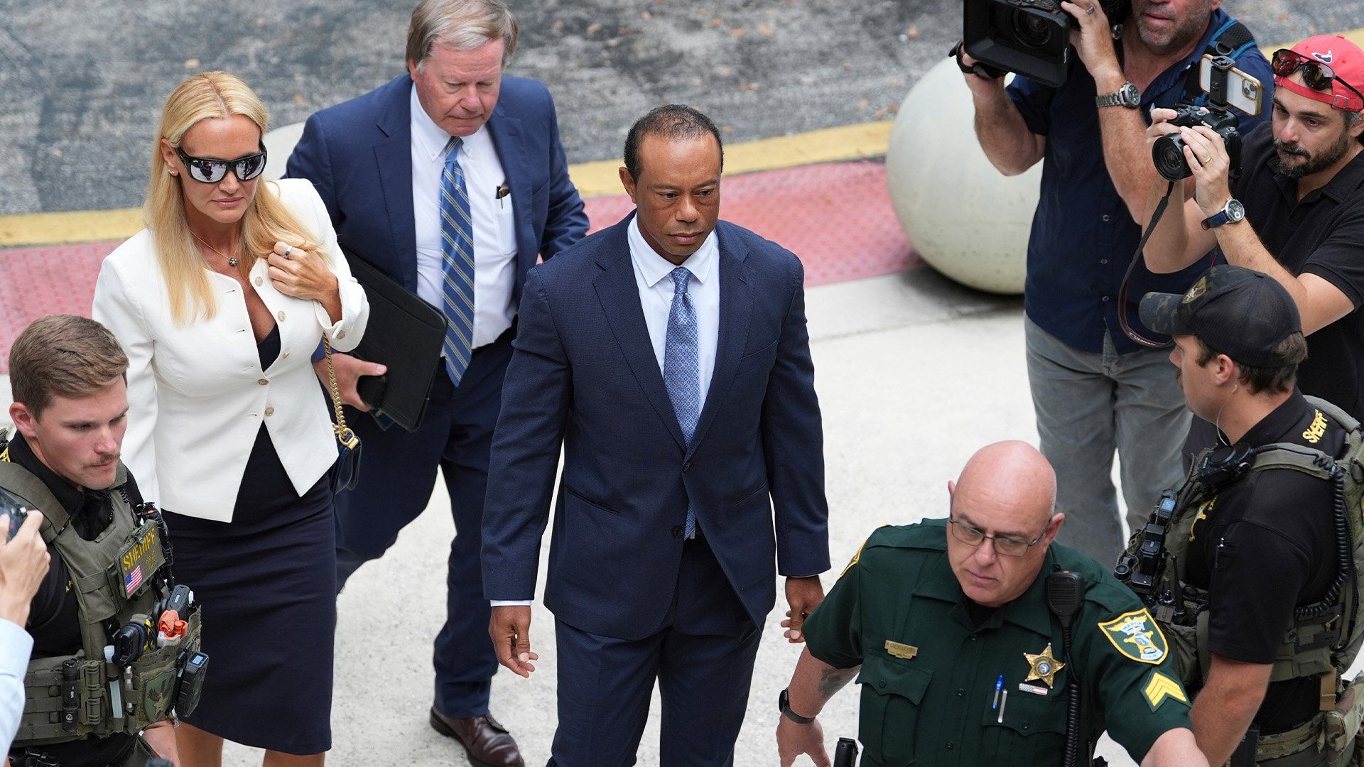 Golf legend Tiger Woods avoids jail in Florida crash plea deal