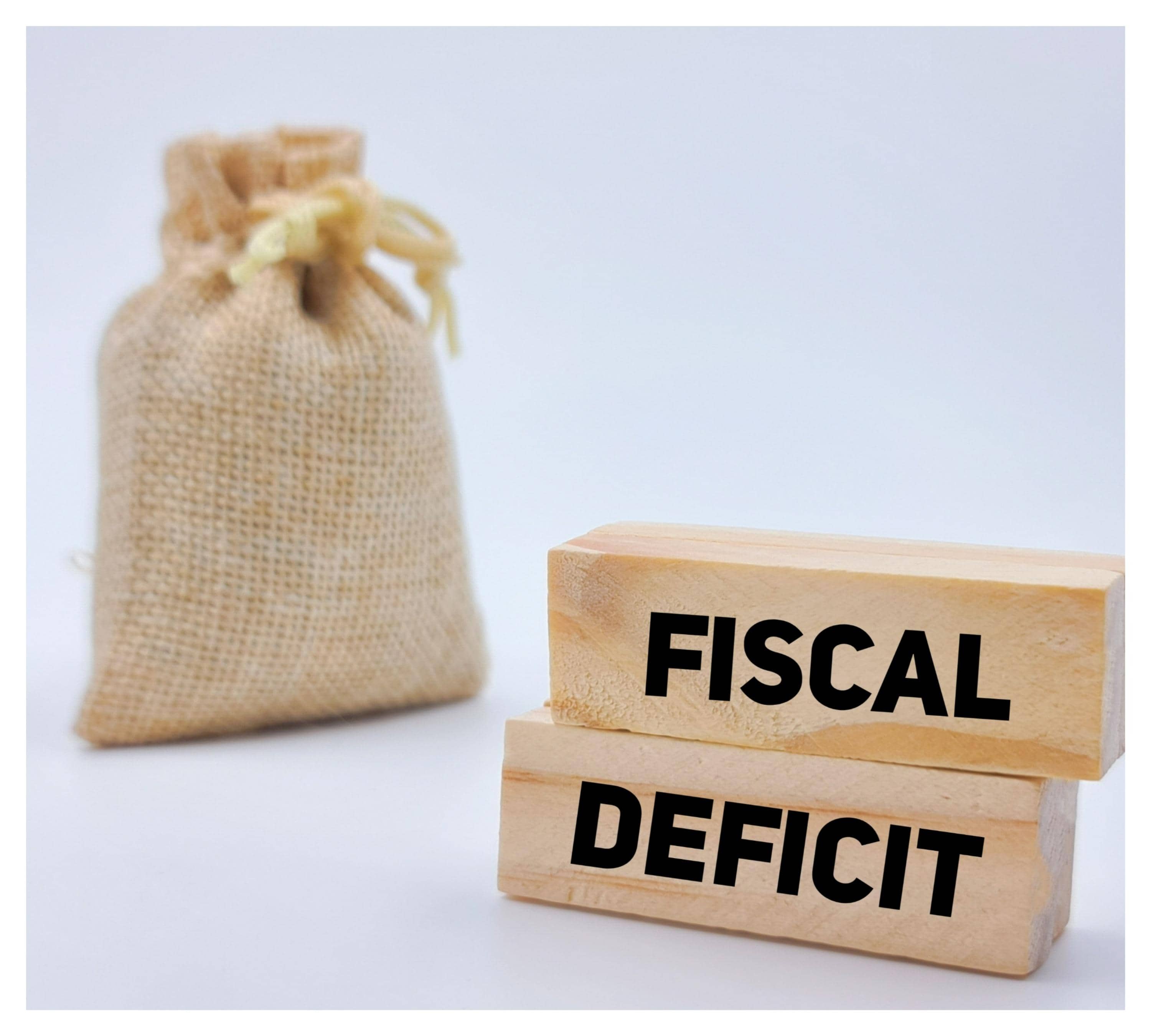 India's fiscal deficit widens to ₹7.15 trillion in first half of FY27