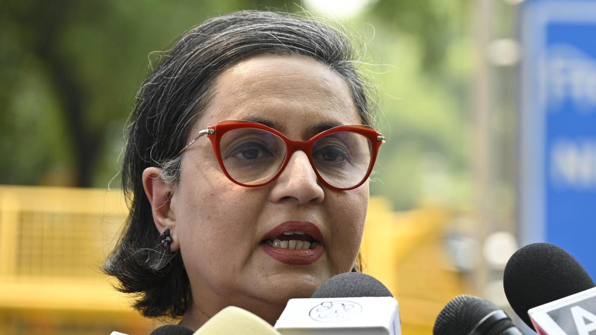 Simultaneous Elections Panel Meets Media, Economists Amid Controversy