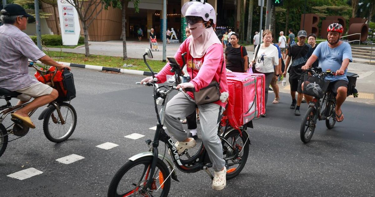 Foodpanda introduces full-time rider positions with $1,800 monthly pay