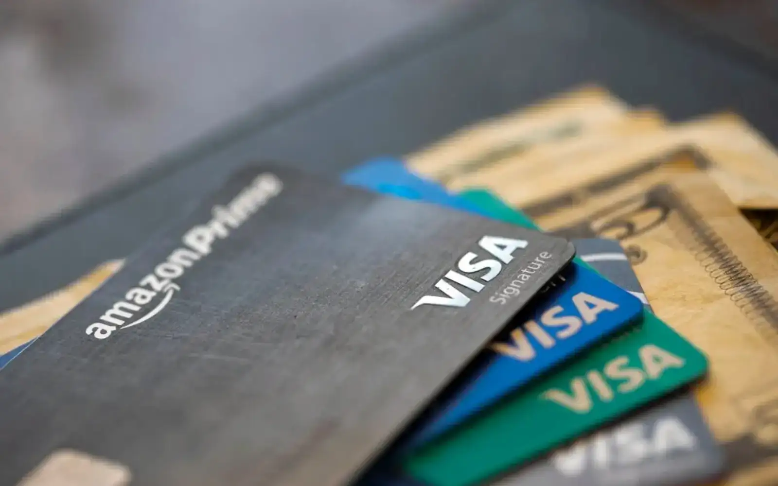 Keuntungan Visa melonjak di tengah ketahanan perbelanjaan pengguna