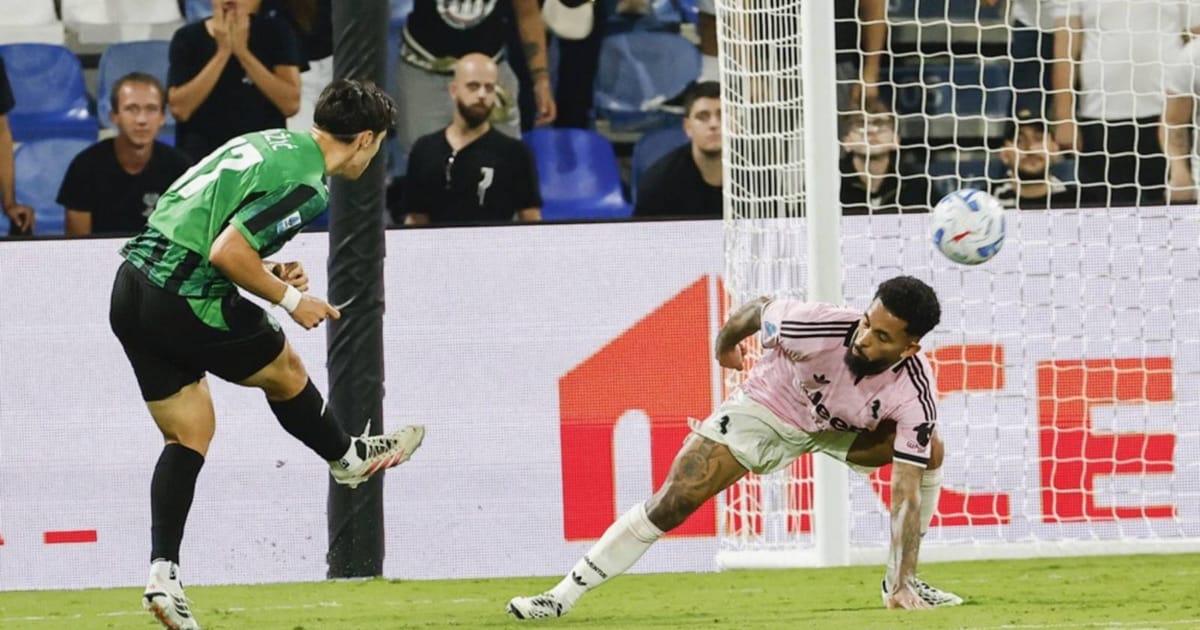Sassuolo stun Juventus with late winner in Serie A upset