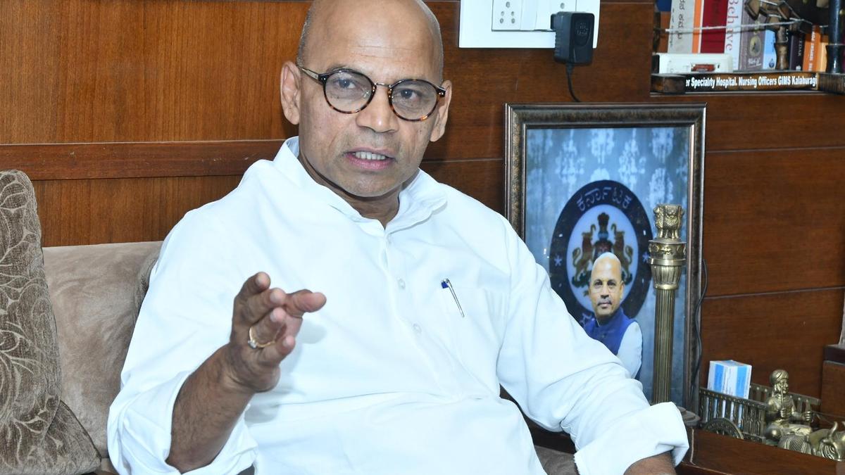 Karnataka moves to ban political affiliations in student elections