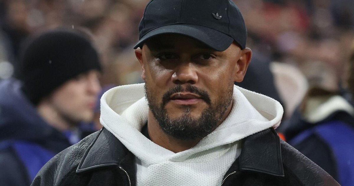Bayern Munich's Kompany faces weeks-long recovery after training collapse