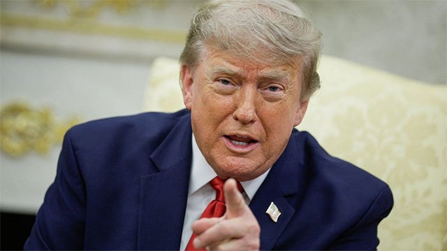 Trump warns of economic sanctions against Iran supporters