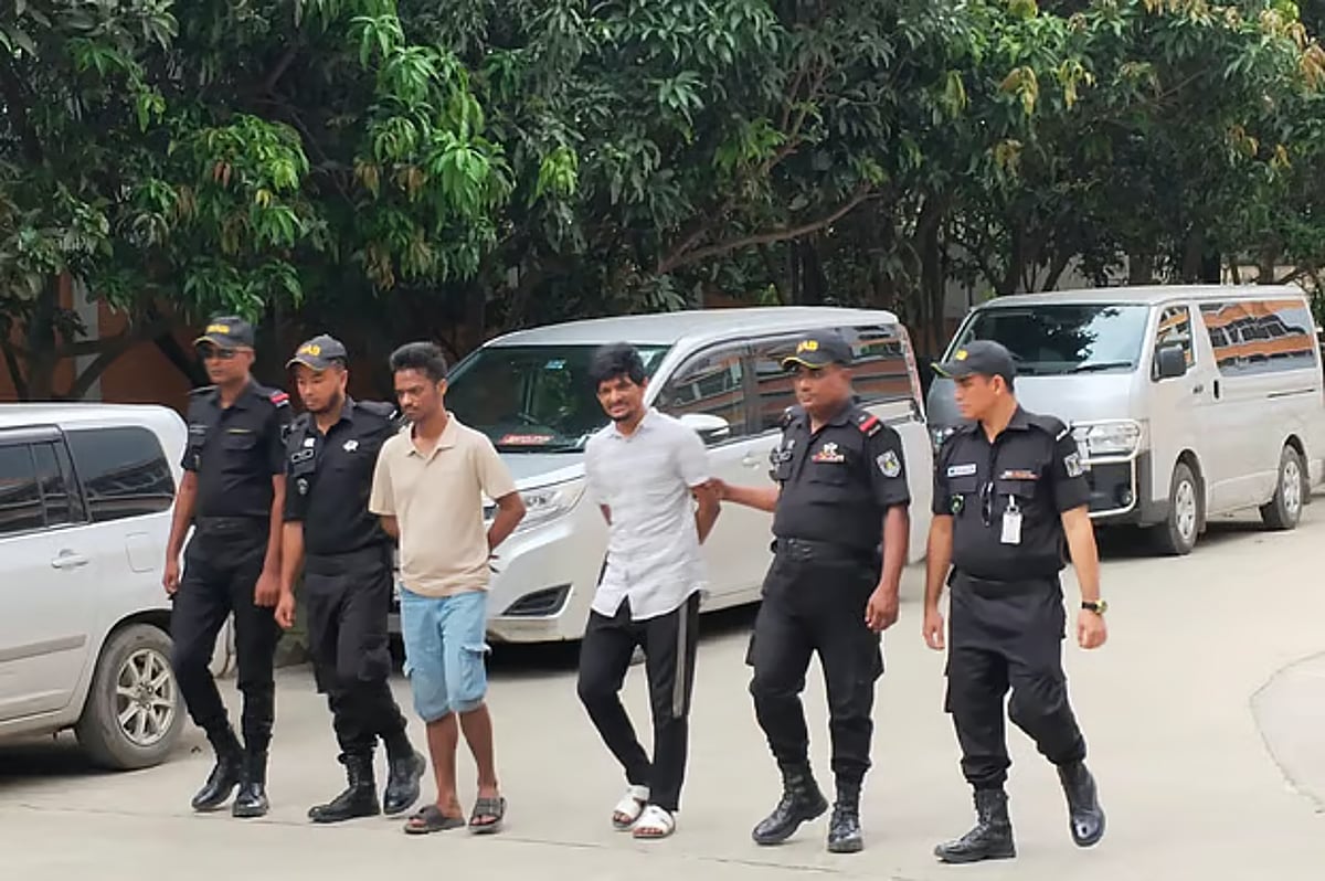 র্যাব কর্তৃক আটক তিনজন সন্দেহভাজন অপরাধী নন: ডিবি