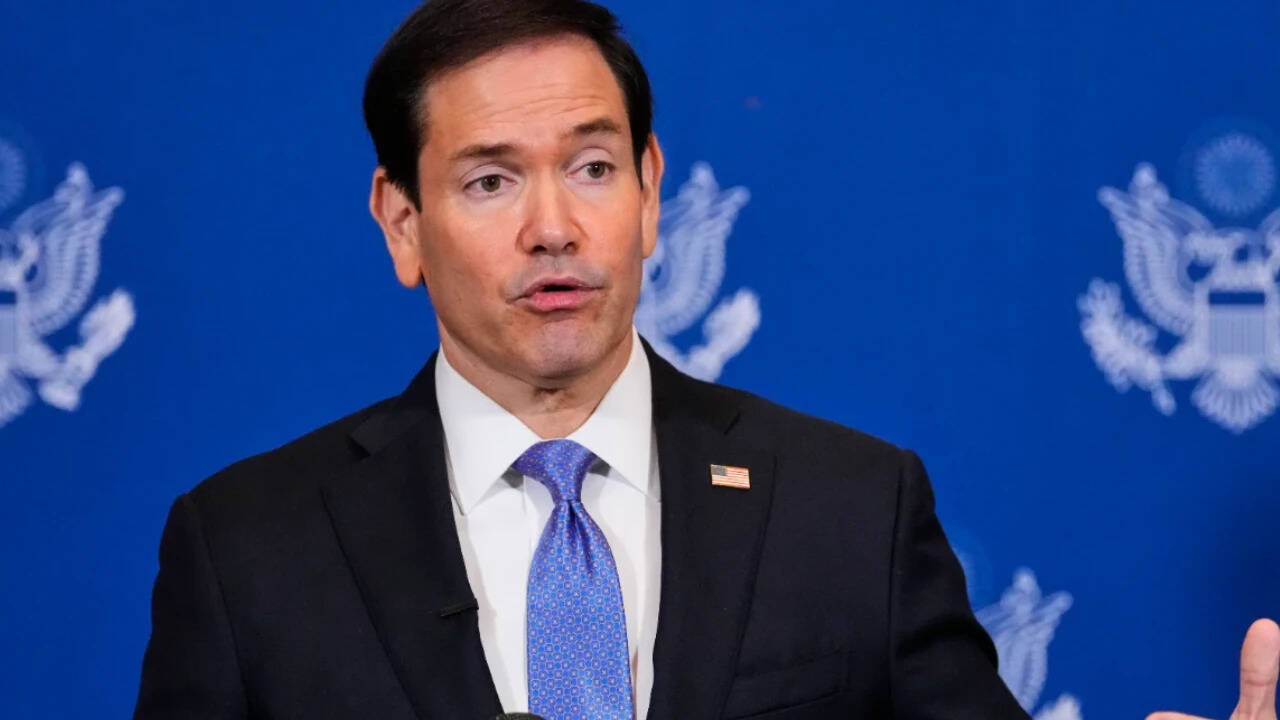 US warns Cuba to abandon communist path or face consequences