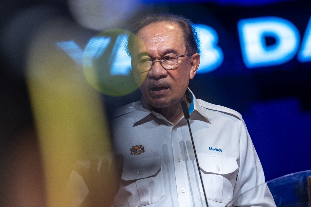 Anwar belum terima surat letak jawatan Loke