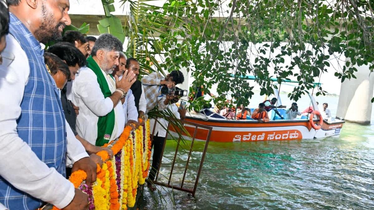 Shivakumar extends olive branch to BJP on farm loan waiver push