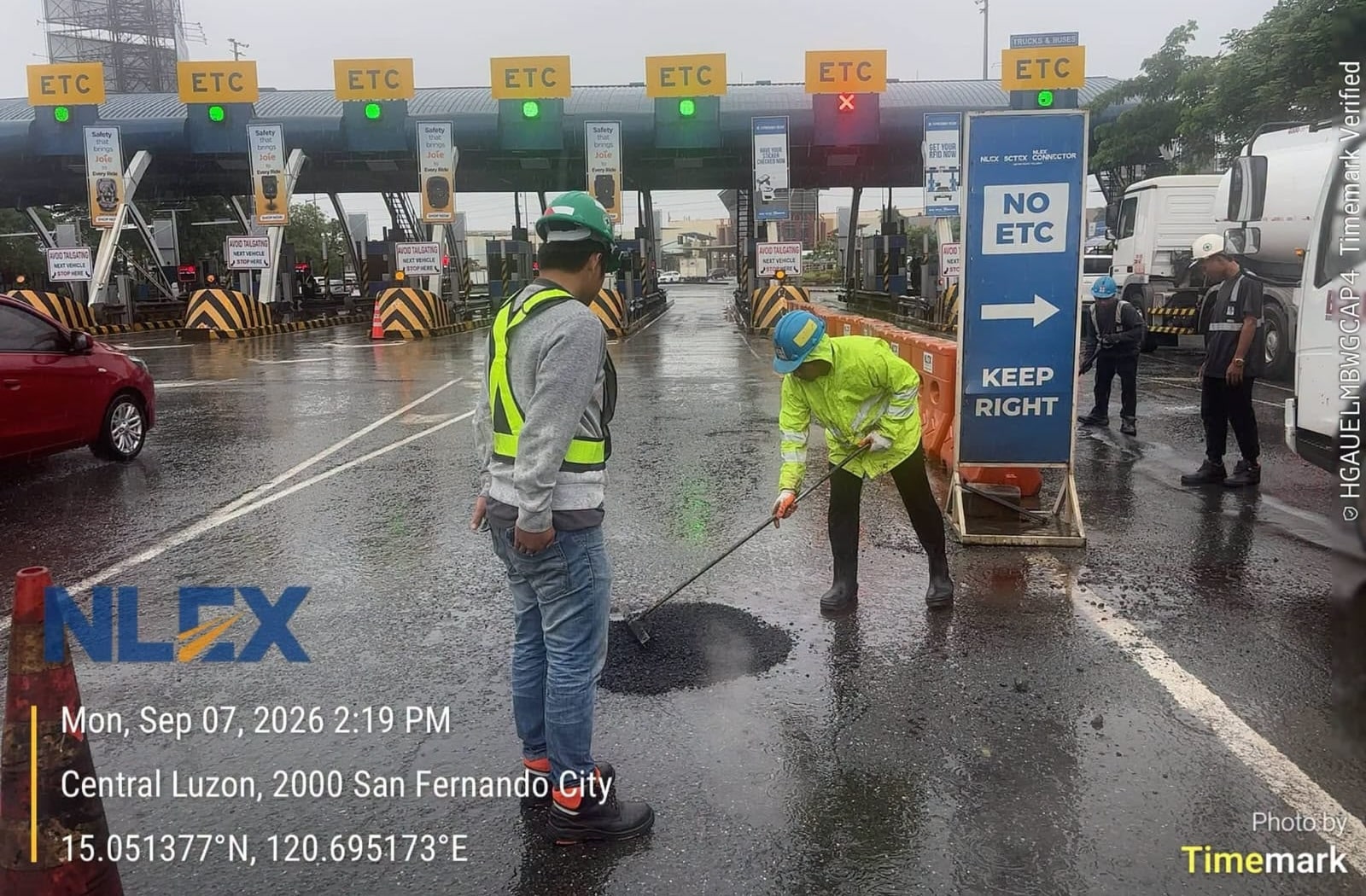 Nagsisimula na ang pagsasaayos ng sira sa NLEX dahil sa ulan