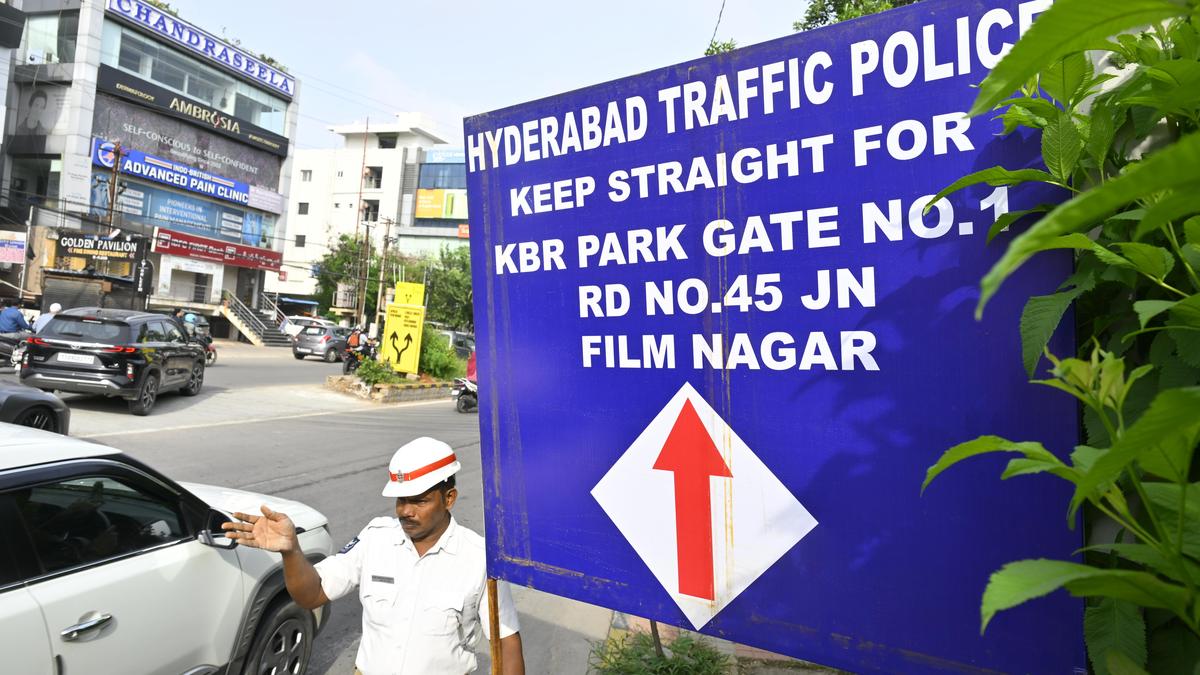 Hyderabad's KBR Park implements one-way traffic system amid congestion