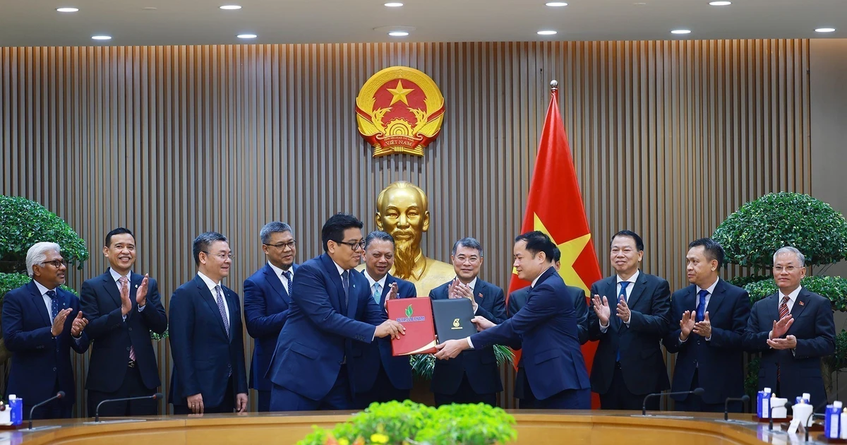 Vietnam, PETRONAS elevate energy cooperation to strategic partnership