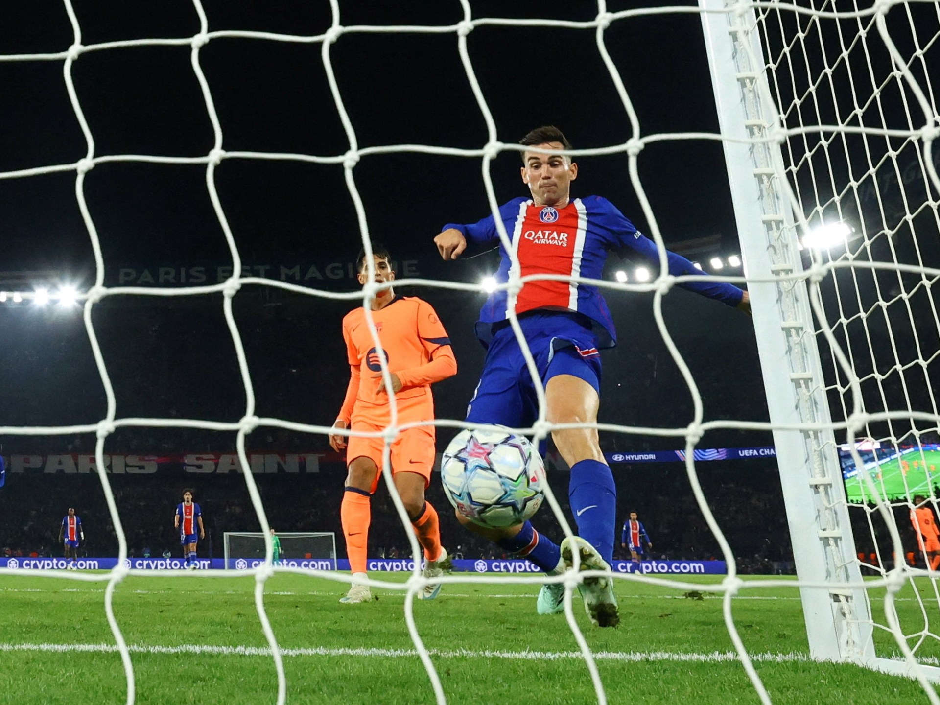 PSG edge Barcelona 4-2 with late goals in Champions League thriller