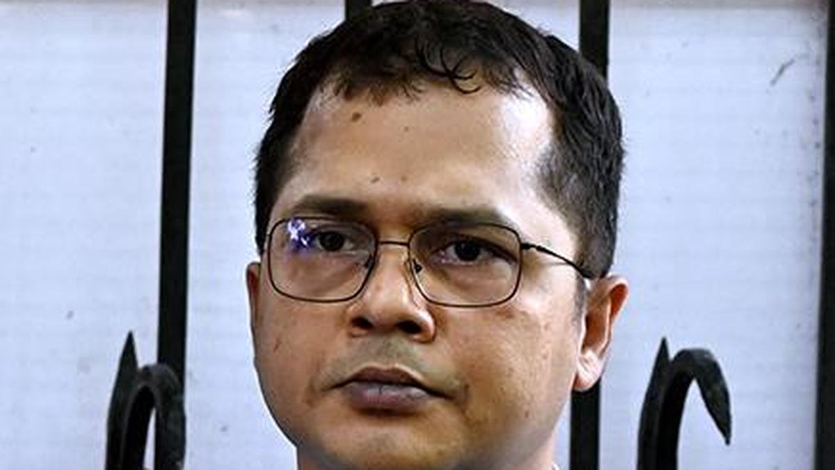 Trinamool Congress hits out at Election Commission over delayed RTI response