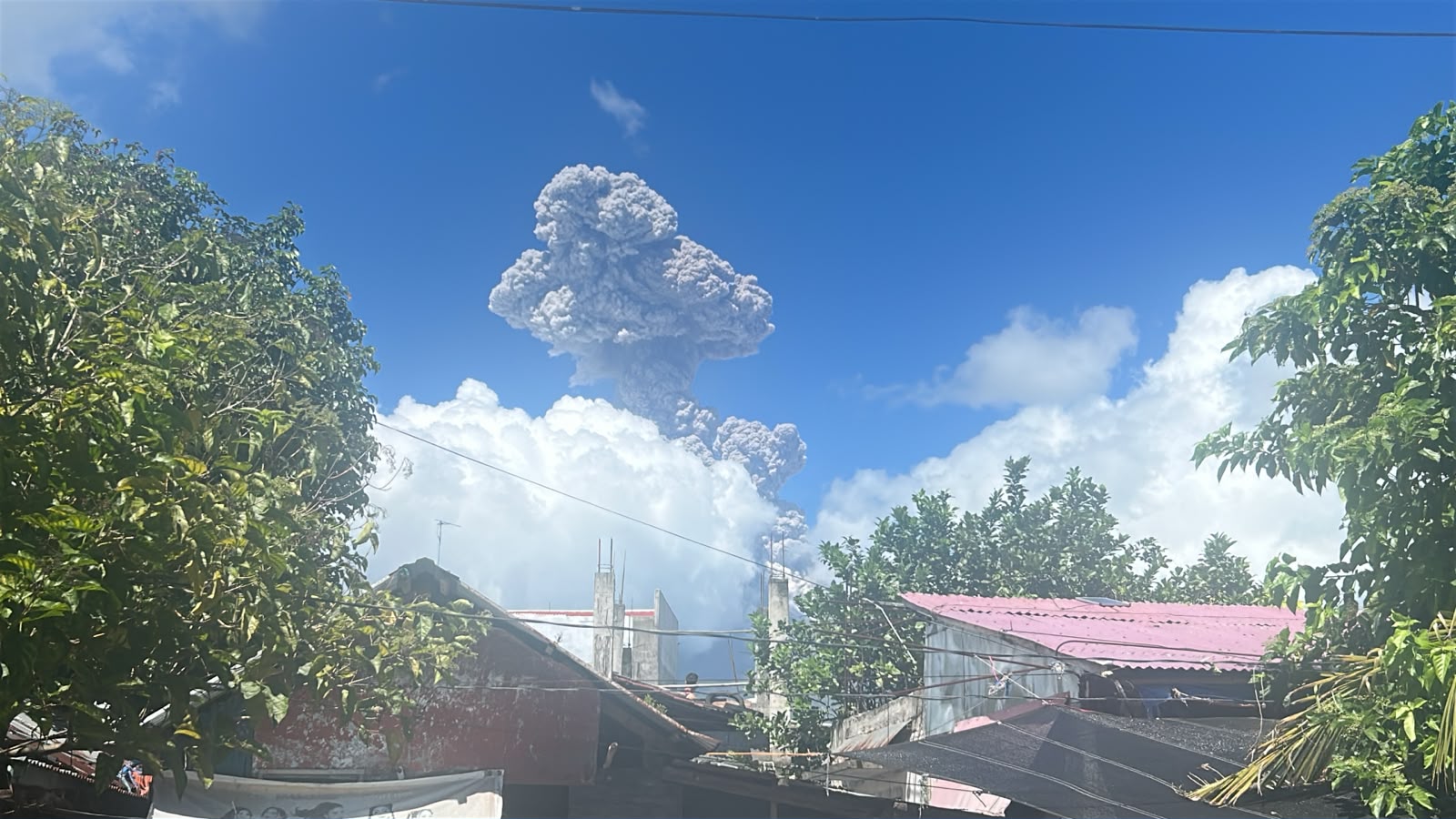 Philippines aviation authority warns pilots away from erupting Mayon Volcano